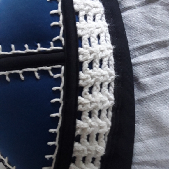 Triangl Farrah Hotel Californa Bikni Top - Picture 8 of 11